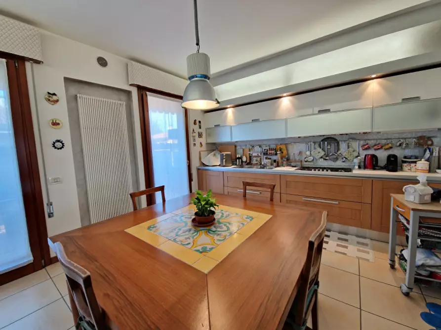 Immagine 2 di Appartamento in vendita  in Via Ansuino da Forlì a Padova