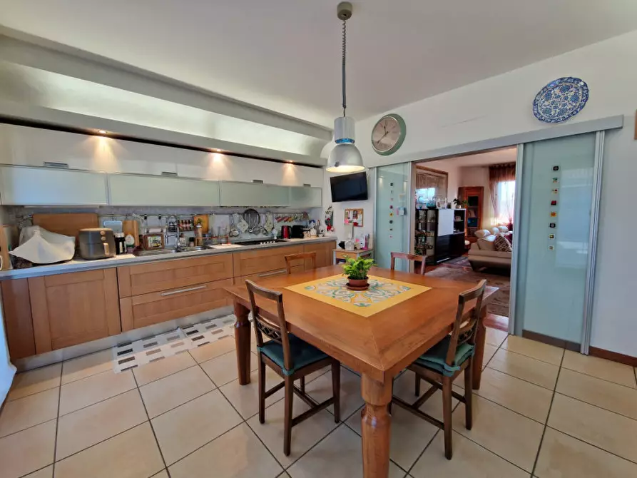 Immagine 3 di Appartamento in vendita  in Via Ansuino da Forlì a Padova