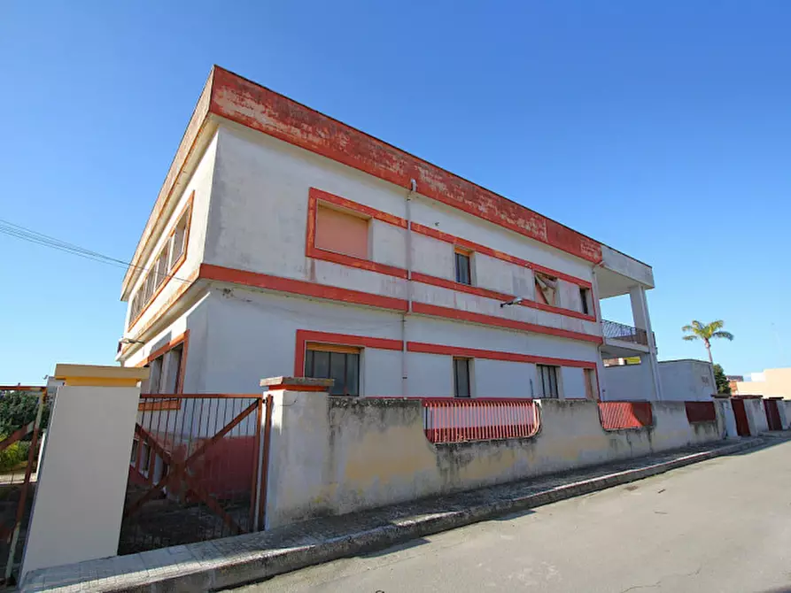 Immagine 7 di Laboratorio in vendita  in Via Torino a Matino