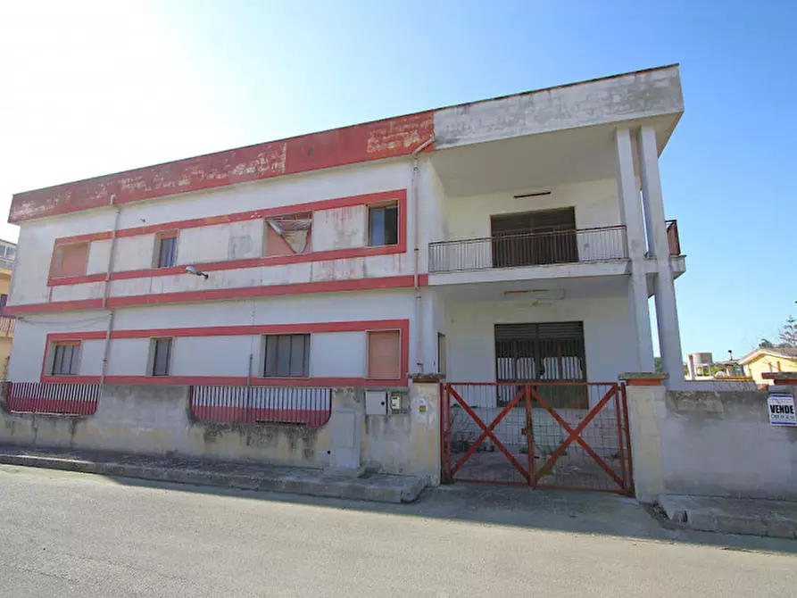 Immagine 8 di Laboratorio in vendita  in Via Torino a Matino