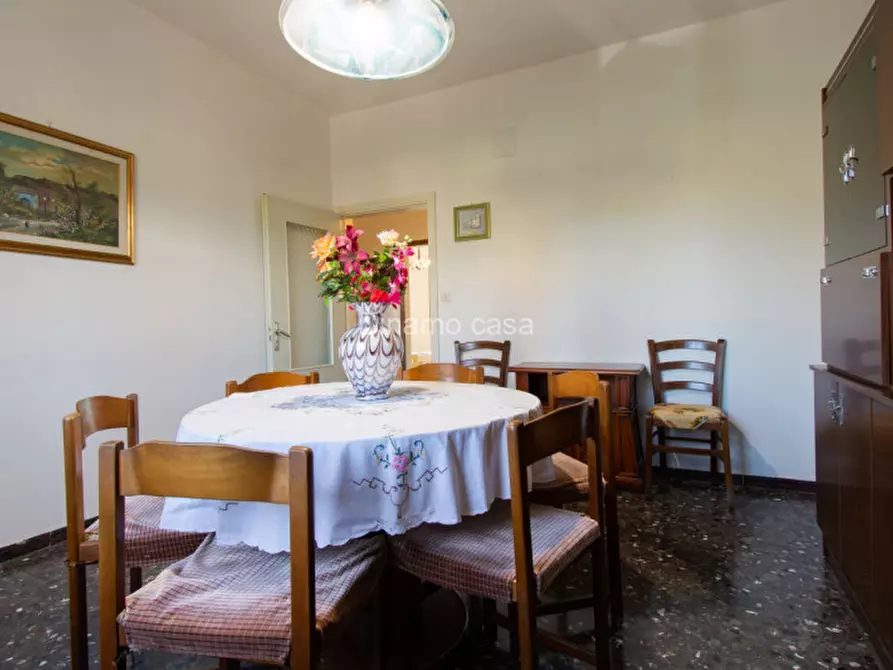 Immagine 1 di Appartamento in vendita  a Prato