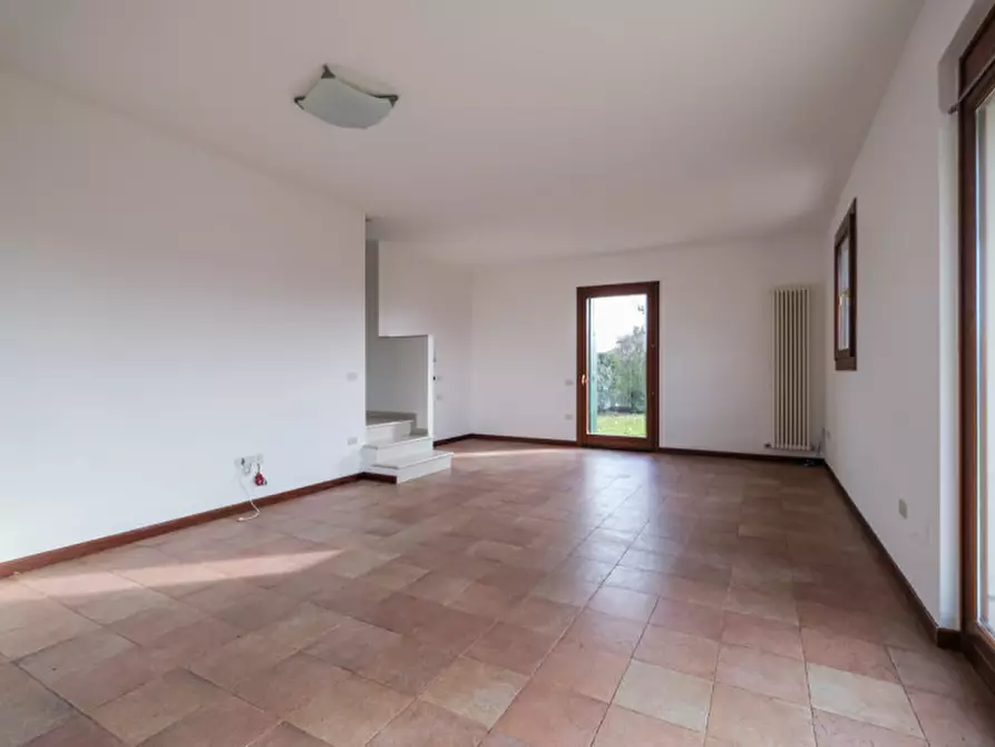 Immagine 5 di Villetta a schiera in affitto  in Strada Ponte dei Carri 21 a Vicenza