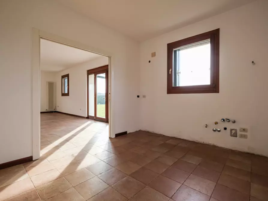 Immagine 8 di Villetta a schiera in affitto  in Strada Ponte dei Carri 21 a Vicenza