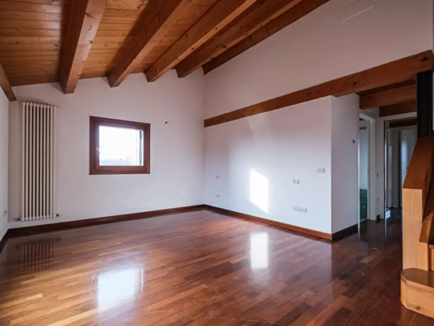 Immagine 14 di Villetta a schiera in affitto  in Strada Ponte dei Carri 21 a Vicenza