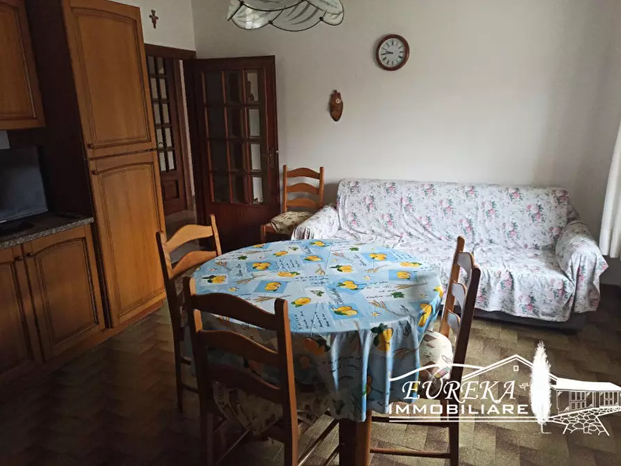 Immagine 7 di Casa bifamiliare in vendita  in Via Bruno Buozzi a Castiglione Del Lago