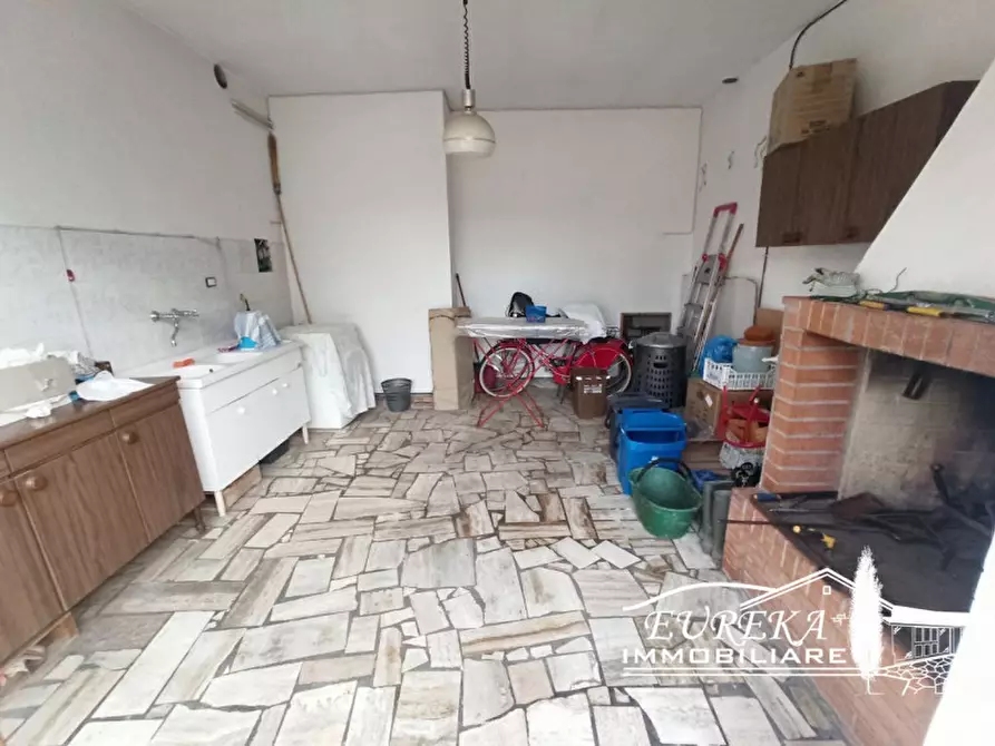 Immagine 17 di Casa bifamiliare in vendita  in Via Bruno Buozzi a Castiglione Del Lago