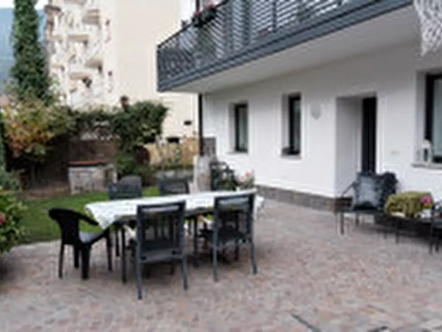 Immagine 6 di Casa bifamiliare in vendita  in Via Sottomonte - Unterbergstraße a Laives .Leifers.