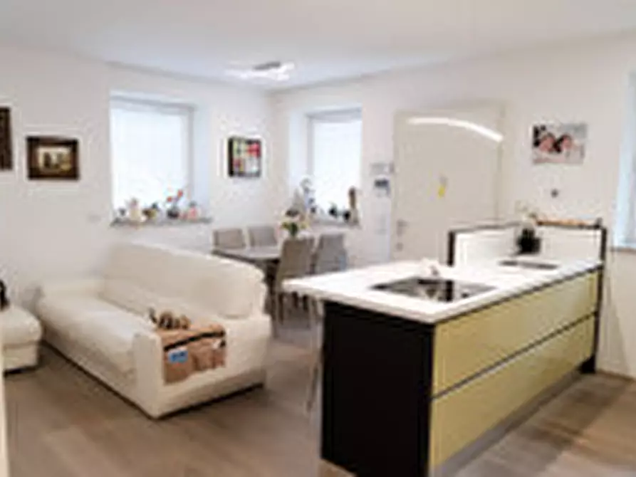 Immagine 7 di Casa bifamiliare in vendita  in Via Sottomonte - Unterbergstraße a Laives .Leifers.