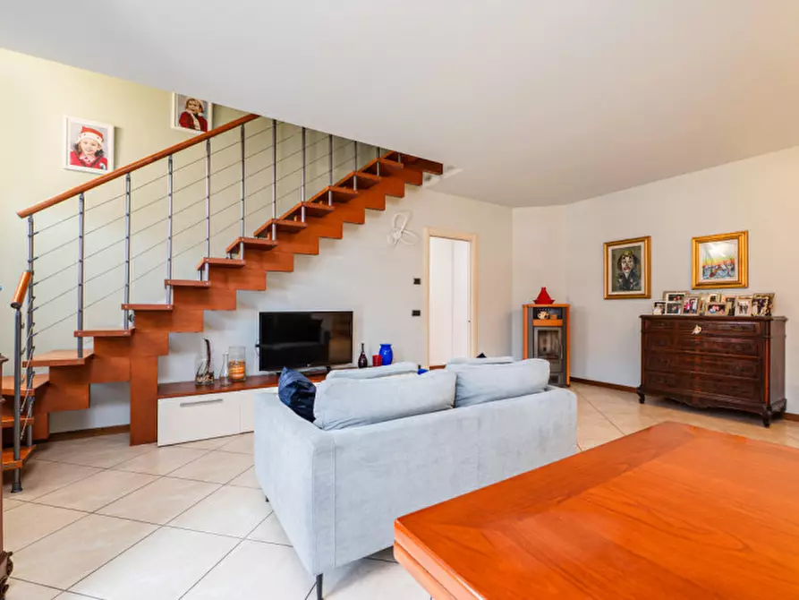 Immagine 4 di Appartamento in vendita  a Pescantina