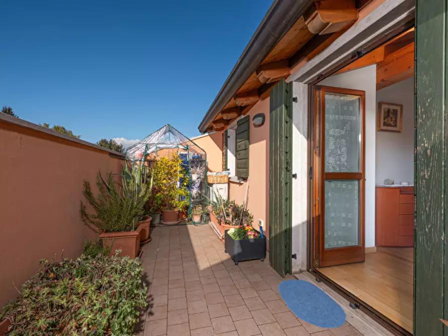 Immagine 14 di Appartamento in vendita  a Pescantina