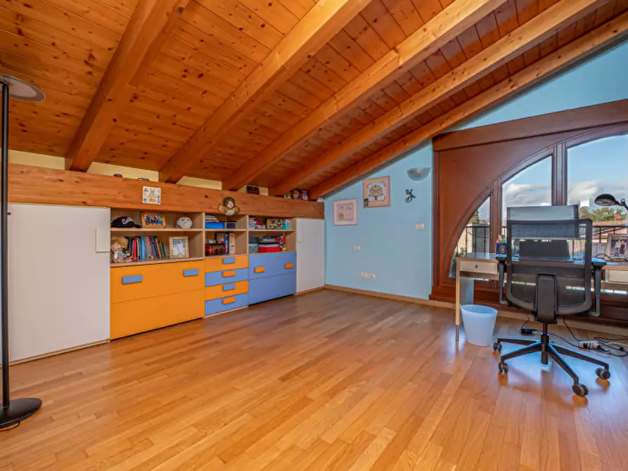 Immagine 17 di Appartamento in vendita  a Pescantina