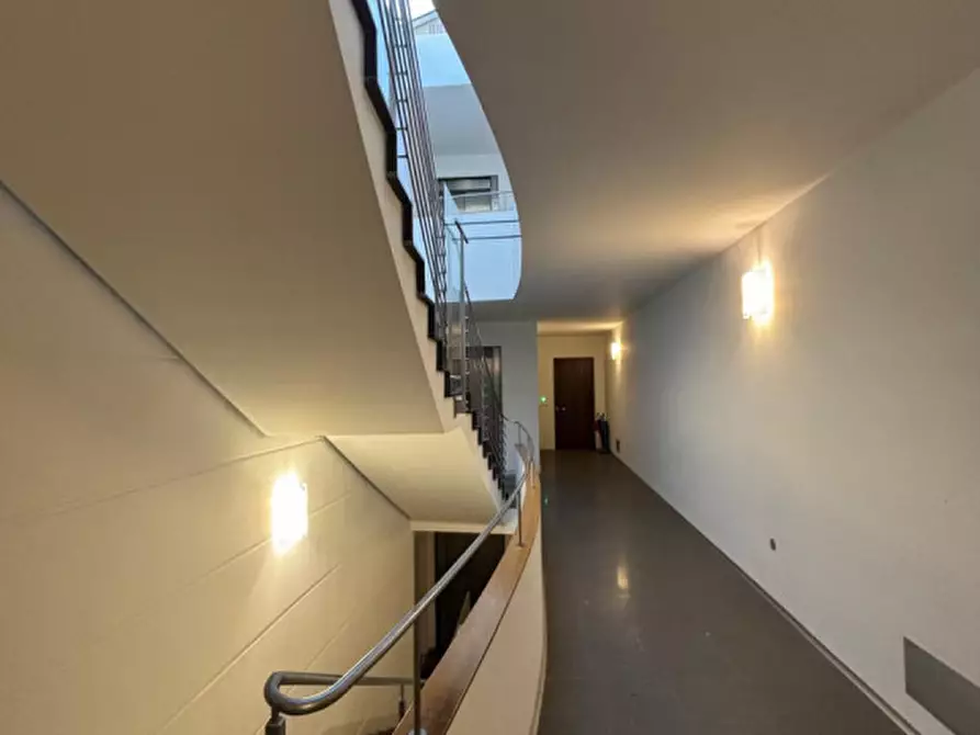 Immagine 31 di Appartamento in affitto  in Via Bertossi, 15 a Pordenone