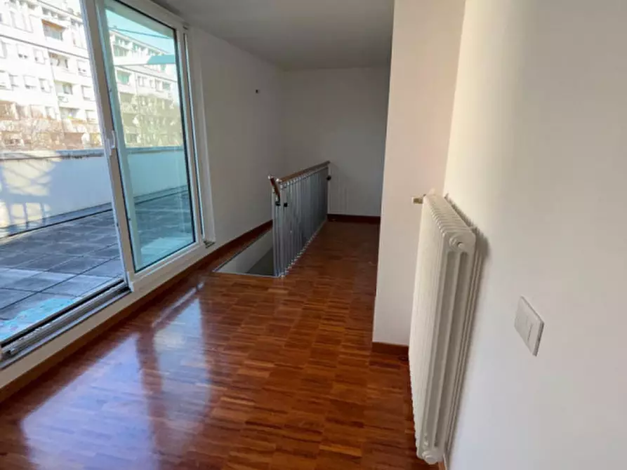 Immagine 39 di Appartamento in affitto  in Via Bertossi, 15 a Pordenone