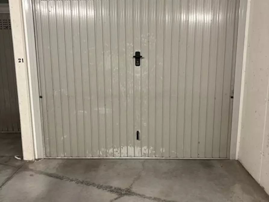 Immagine 68 di Appartamento in affitto  in Via Bertossi, 15 a Pordenone