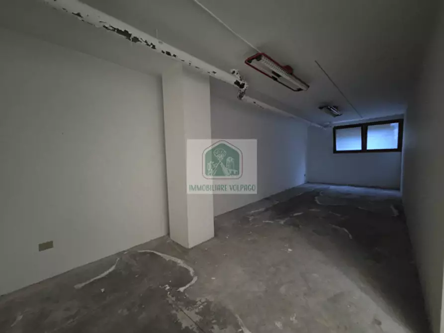 Immagine 5 di Negozio in vendita  in MONTEBELLUNA a Montebelluna