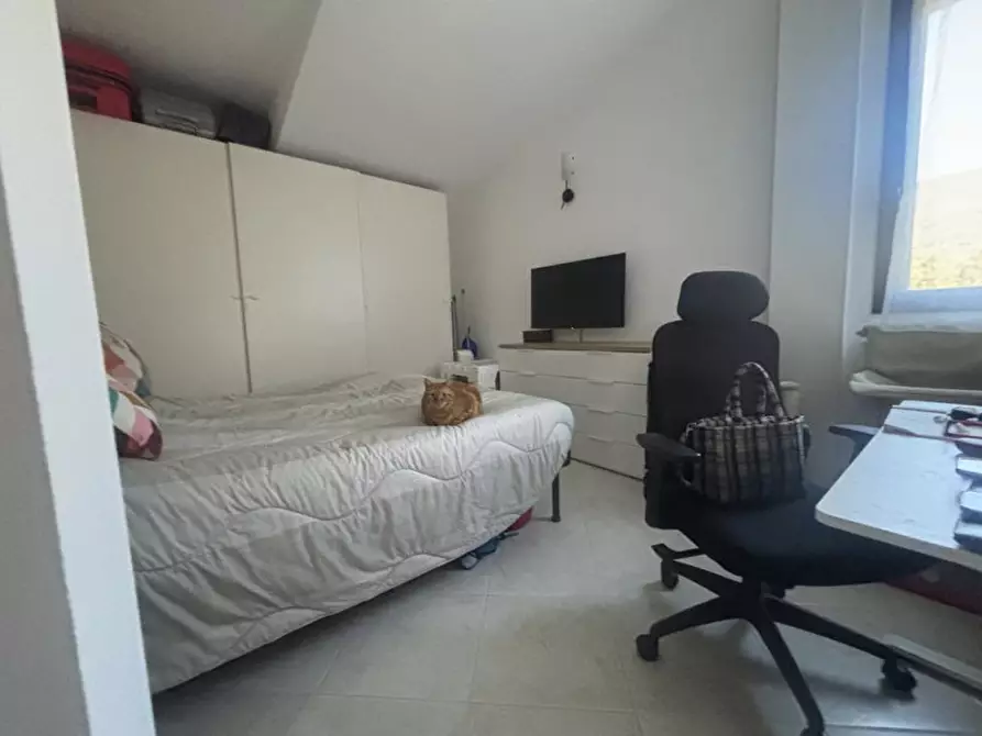 Immagine 9 di Appartamento in vendita  in strada per i piani a Castellaro