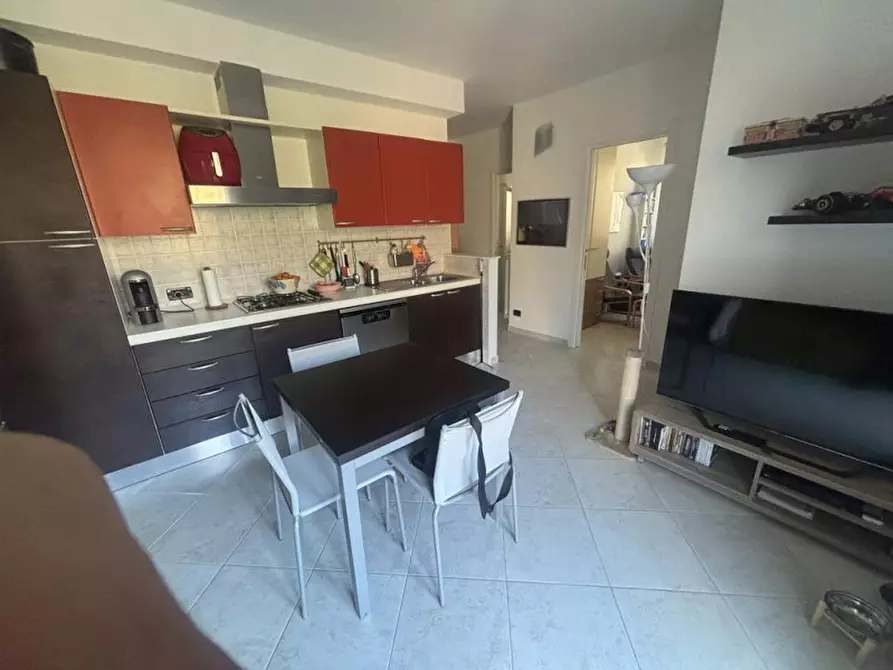 Immagine 11 di Appartamento in vendita  in strada per i piani a Castellaro