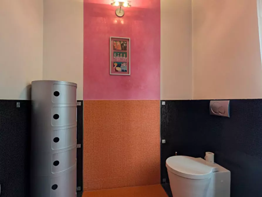 Immagine 13 di Loft/Open space in vendita  in Viale dell'industria a Torrebelvicino