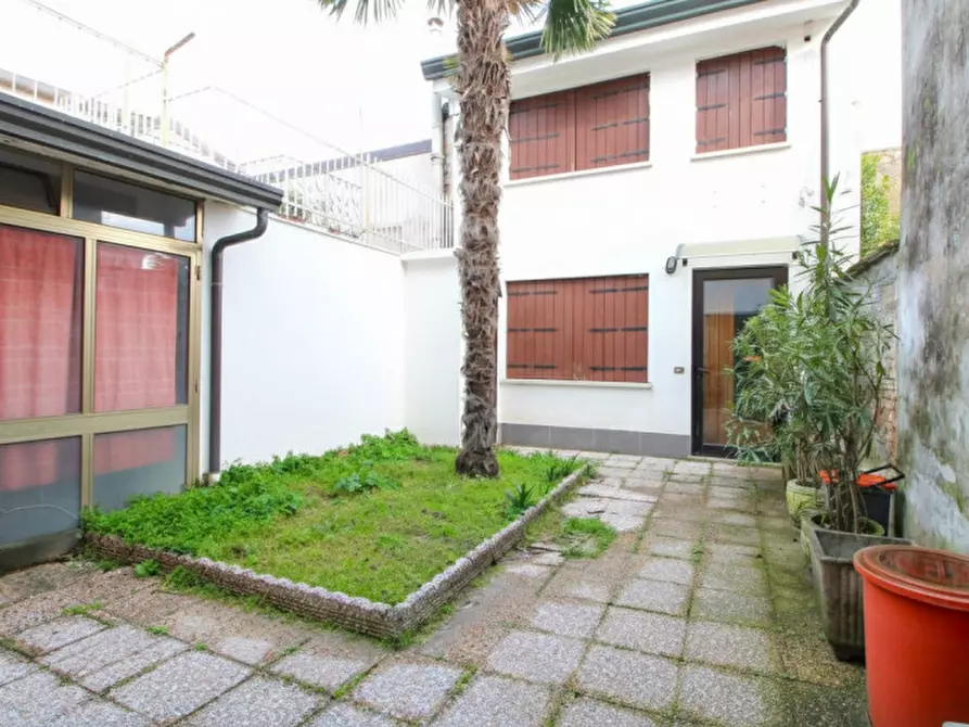 Immagine 1 di Villetta a schiera in vendita  in Via Carrubbio 19 a Monselice