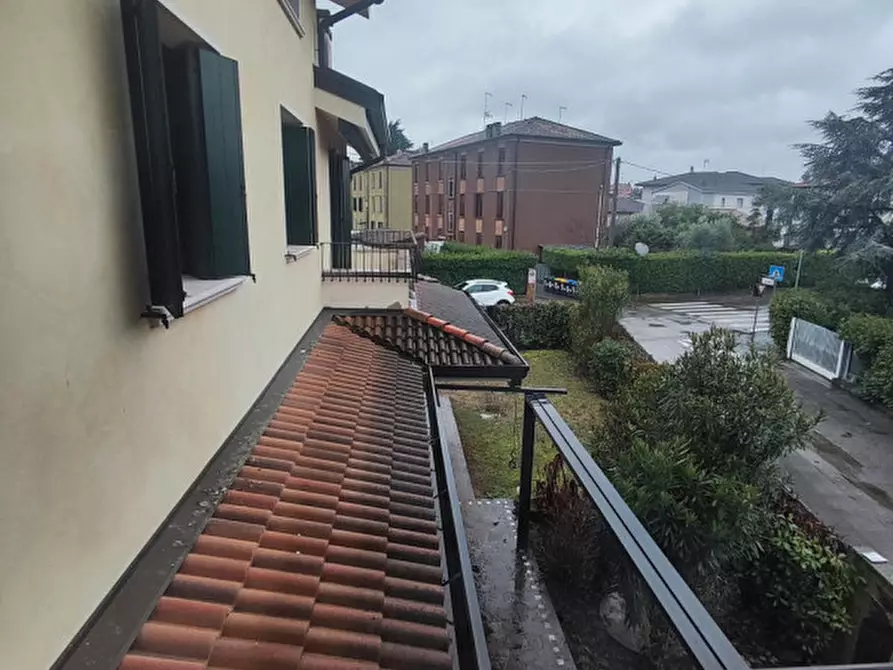 Immagine 13 di Casa indipendente in vendita  a Padova
