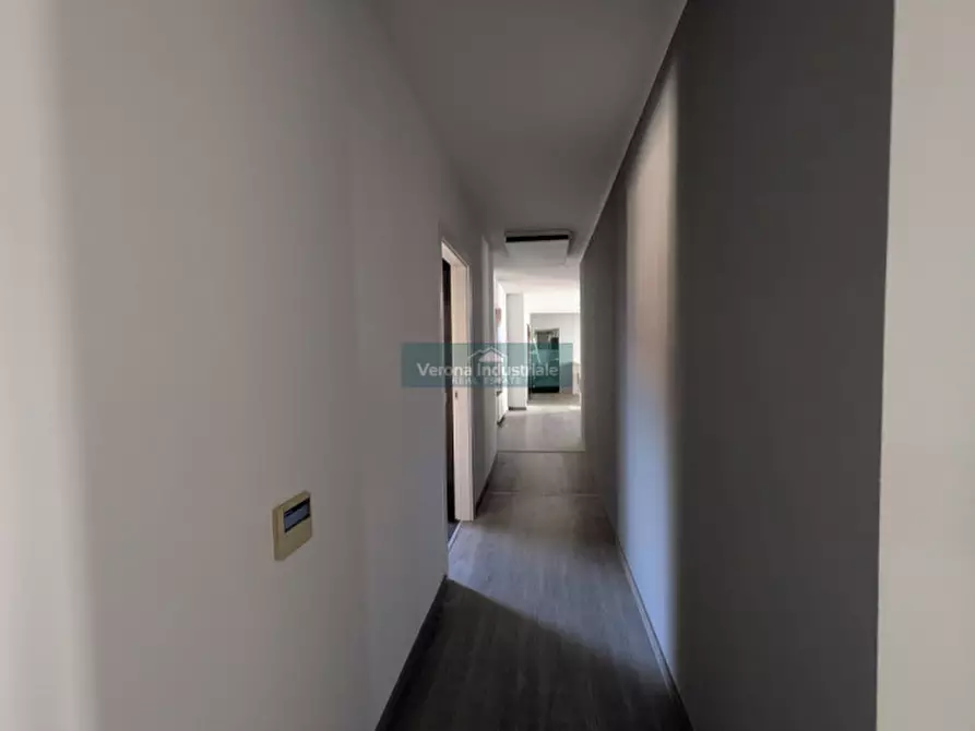 Immagine 3 di Ufficio in affitto  in via della pace 35 a Villafranca Di Verona