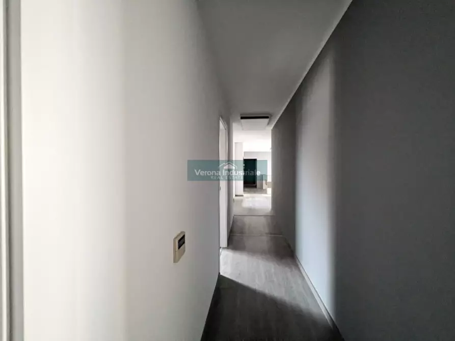 Immagine 11 di Ufficio in affitto  in via della pace 35 a Villafranca Di Verona