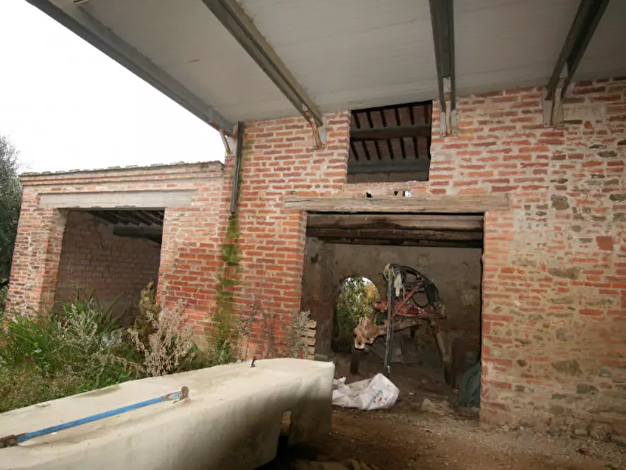 Immagine 38 di Rustico / casale in vendita  a Torrita Di Siena