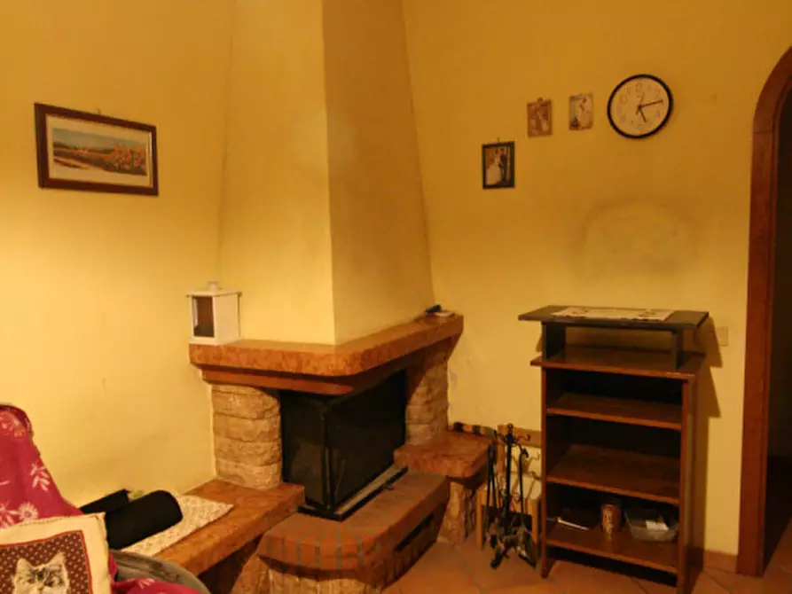 Immagine 2 di Casa indipendente in vendita  a Sinalunga