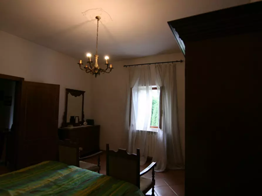 Immagine 9 di Casa indipendente in vendita  a Sinalunga