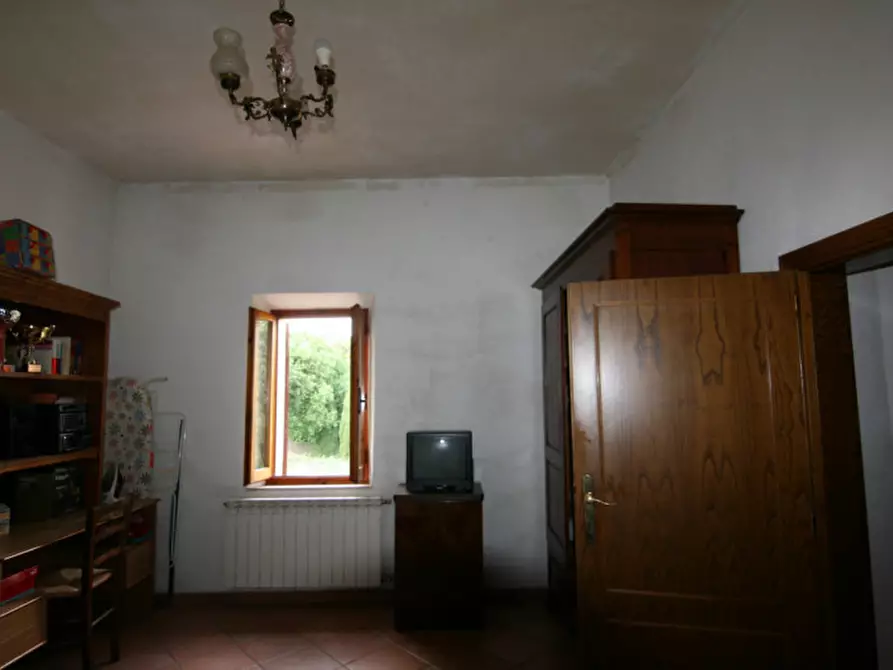 Immagine 12 di Casa indipendente in vendita  a Sinalunga