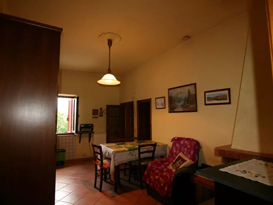 Immagine 15 di Casa indipendente in vendita  a Sinalunga