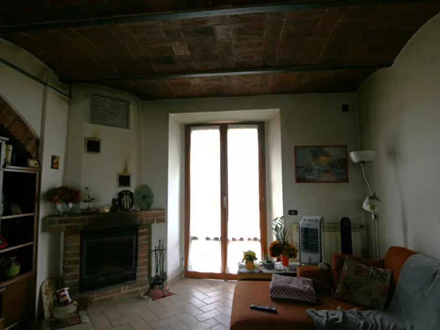 Immagine 18 di Casa indipendente in vendita  a Sinalunga