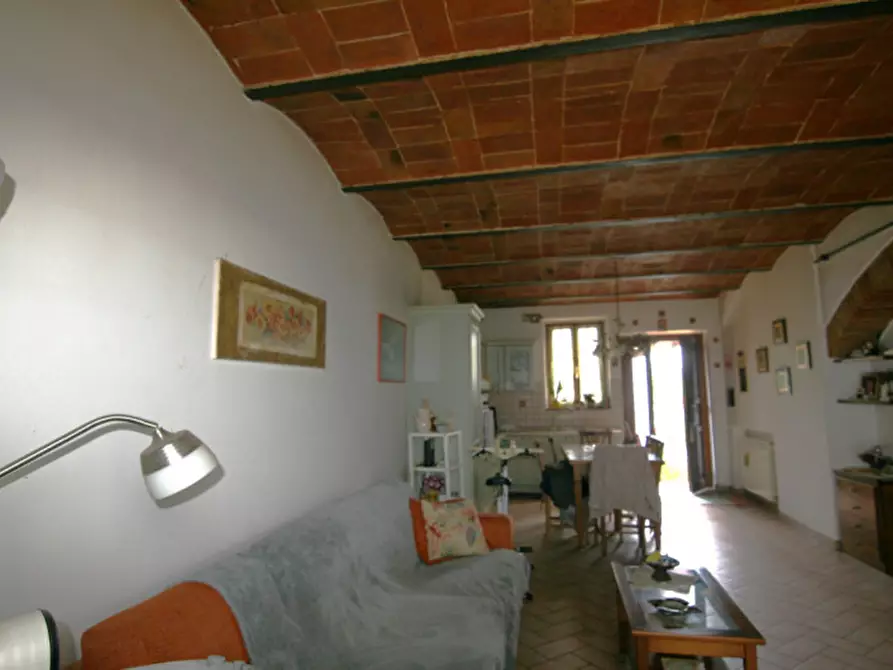 Immagine 19 di Casa indipendente in vendita  a Sinalunga