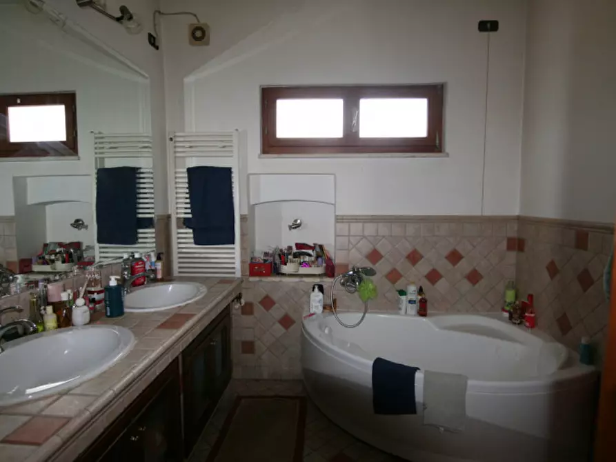 Immagine 22 di Casa indipendente in vendita  a Sinalunga