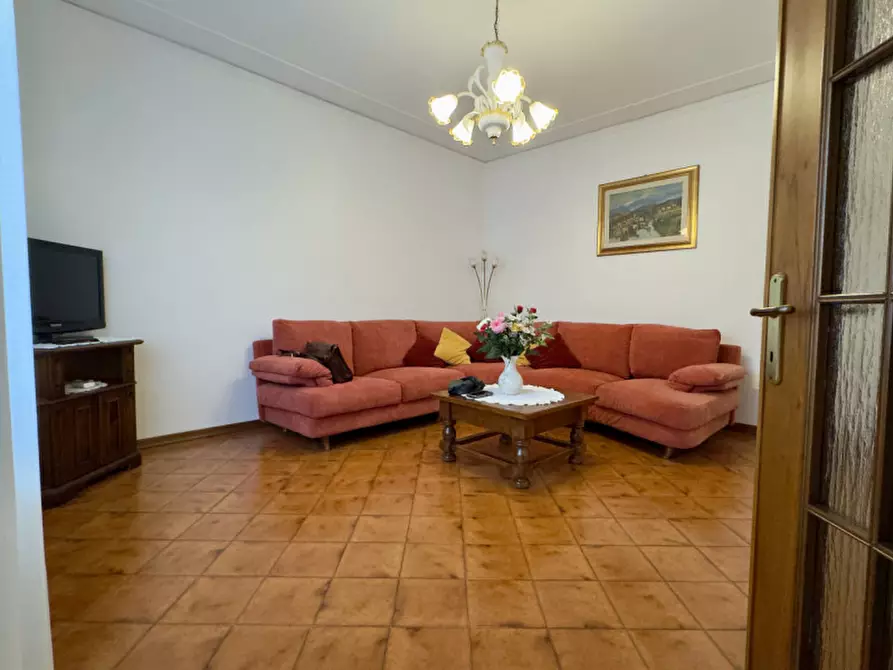 Immagine 8 di Casa indipendente in affitto  a Montegrotto Terme