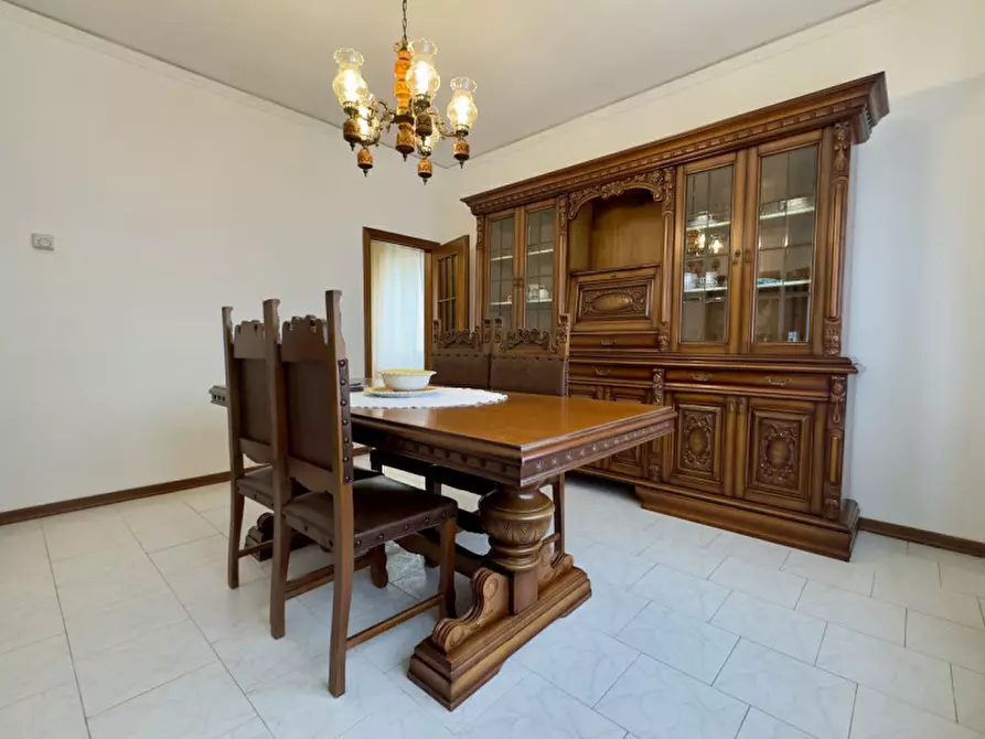 Immagine 10 di Casa indipendente in affitto  a Montegrotto Terme