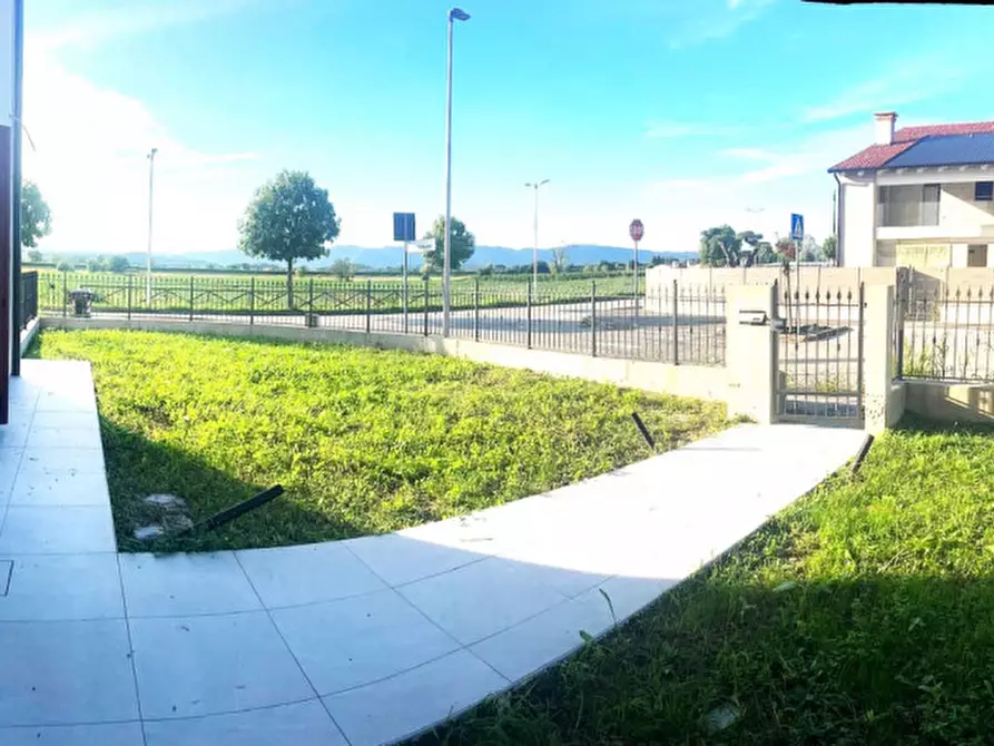 Immagine 15 di Casa quadrifamiliare in vendita  in Via Giuseppe Verdi a Rovolon