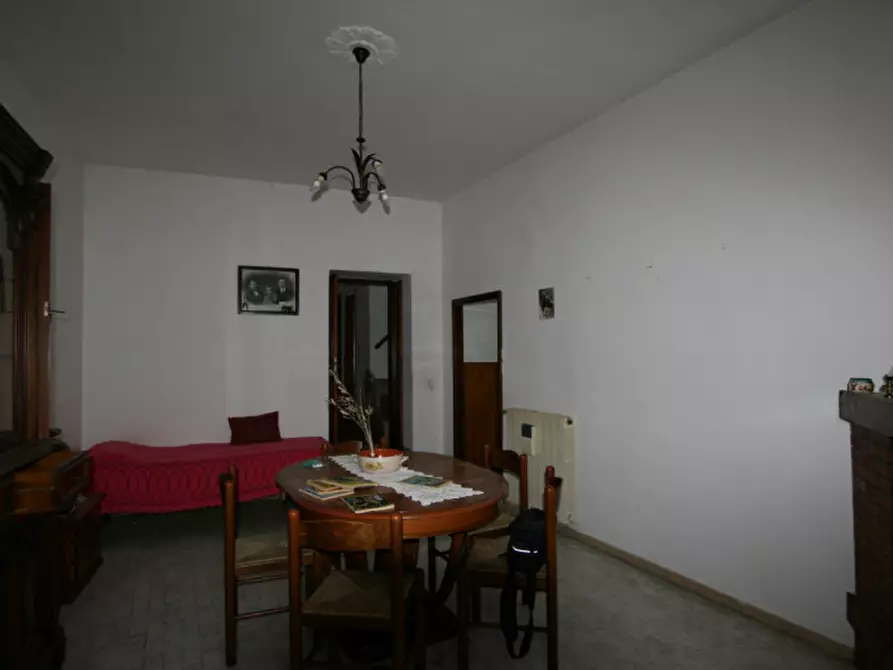 Immagine 2 di Casa indipendente in vendita  a Sinalunga