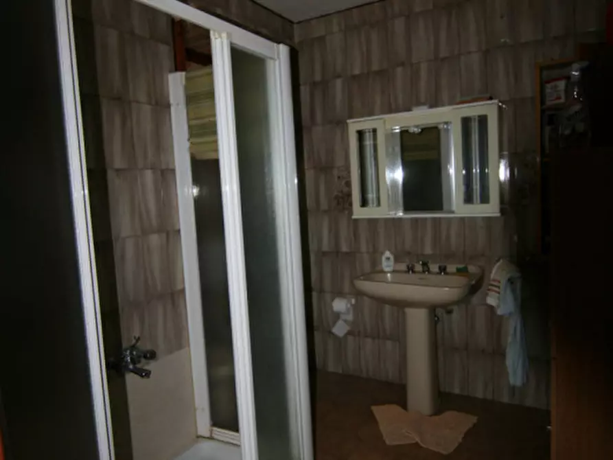 Immagine 9 di Casa indipendente in vendita  a Sinalunga