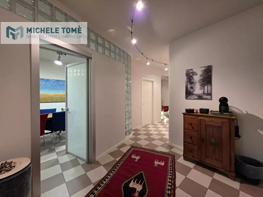 Immagine 21 di Ufficio in affitto  in Via Armando Diaz a Sant'ambrogio Di Valpolicella