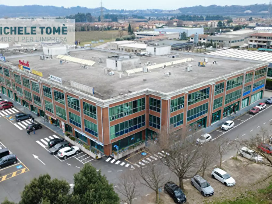 Immagine 27 di Ufficio in affitto  in Via Armando Diaz a Sant'ambrogio Di Valpolicella