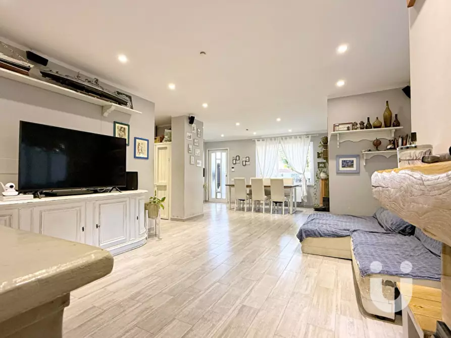 Immagine 12 di Villa in vendita  in Via Pier Alessandro Guglielm a Roma