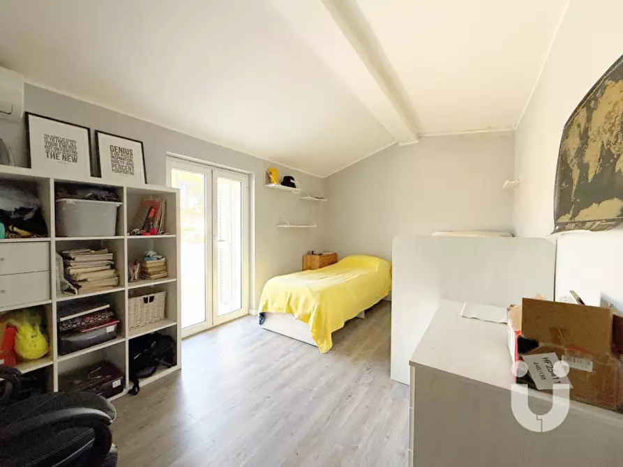 Immagine 25 di Villa in vendita  in Via Pier Alessandro Guglielm a Roma