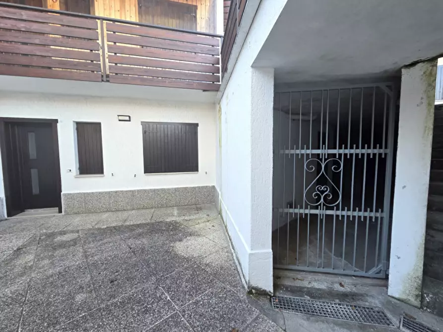 Immagine 19 di Appartamento in vendita  in via Chiesa a Enego