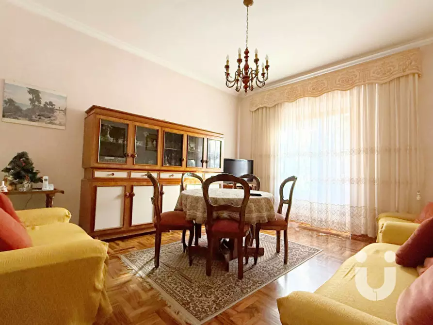 Immagine 1 di Appartamento in vendita  in Via di Valle Muricana a Roma