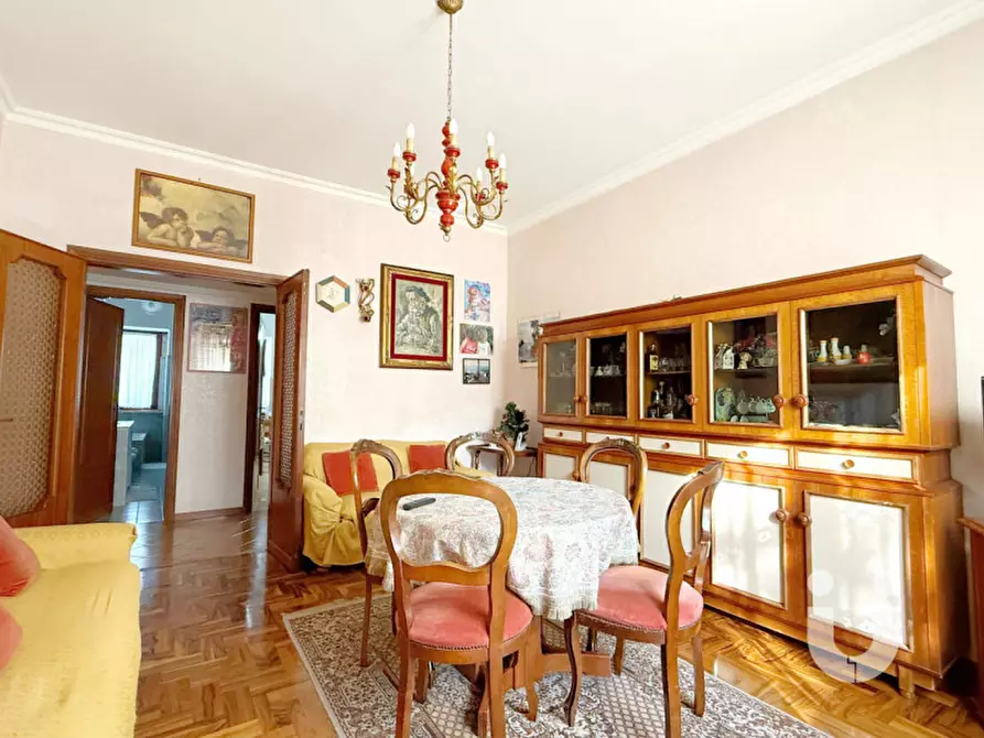 Immagine 2 di Appartamento in vendita  in Via di Valle Muricana a Roma