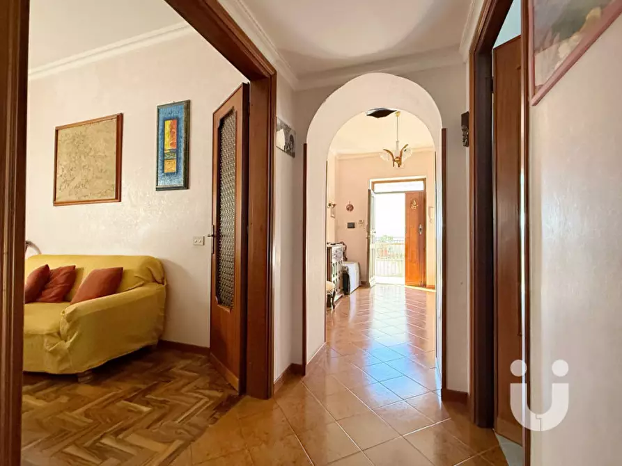 Immagine 15 di Appartamento in vendita  in Via di Valle Muricana a Roma