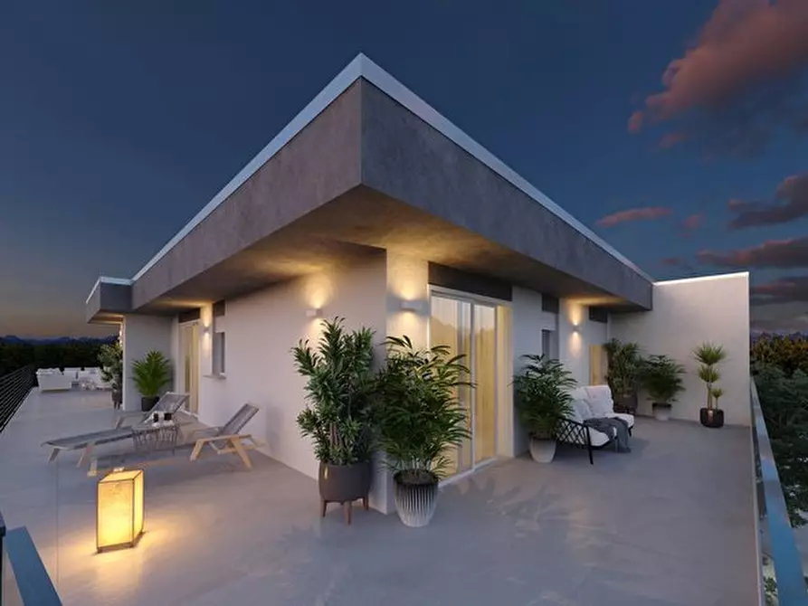 Immagine 1 di Attico in vendita  in Via Pilade Bronzetti a Padova