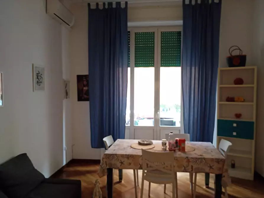 Immagine 5 di Camera in affitto  in via Battistello Caracciolo 26 a Napoli