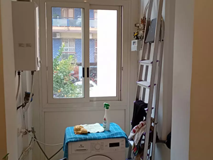 Immagine 21 di Camera in affitto  in via Battistello Caracciolo 26 a Napoli